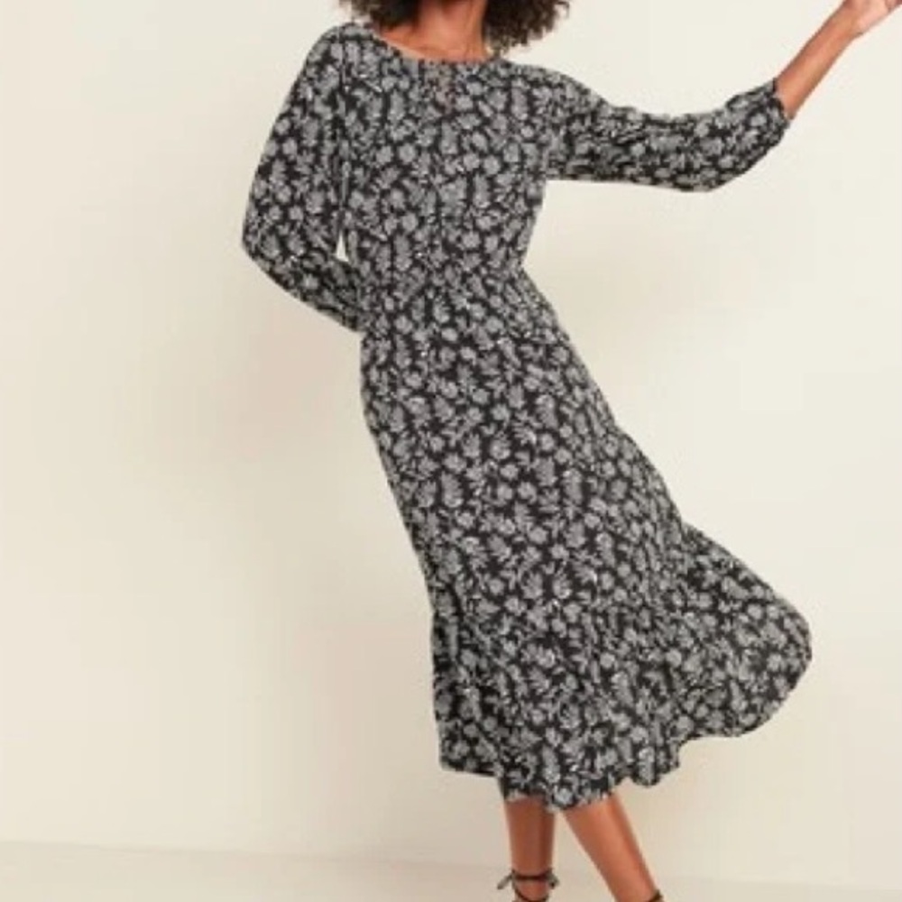 Old Navy Black and White Floral Long Sleeve Dress with Ruffle Bottom